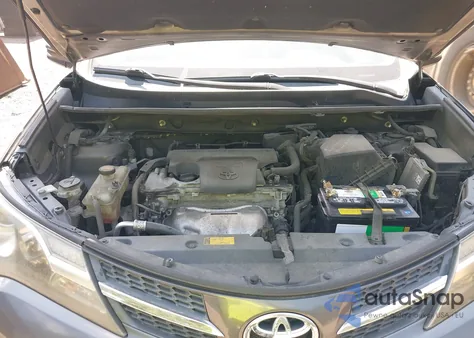 2013 Toyota Rav4 Xle z USA, uszkodzony, nr VIN 2T3WFREV3DW024568